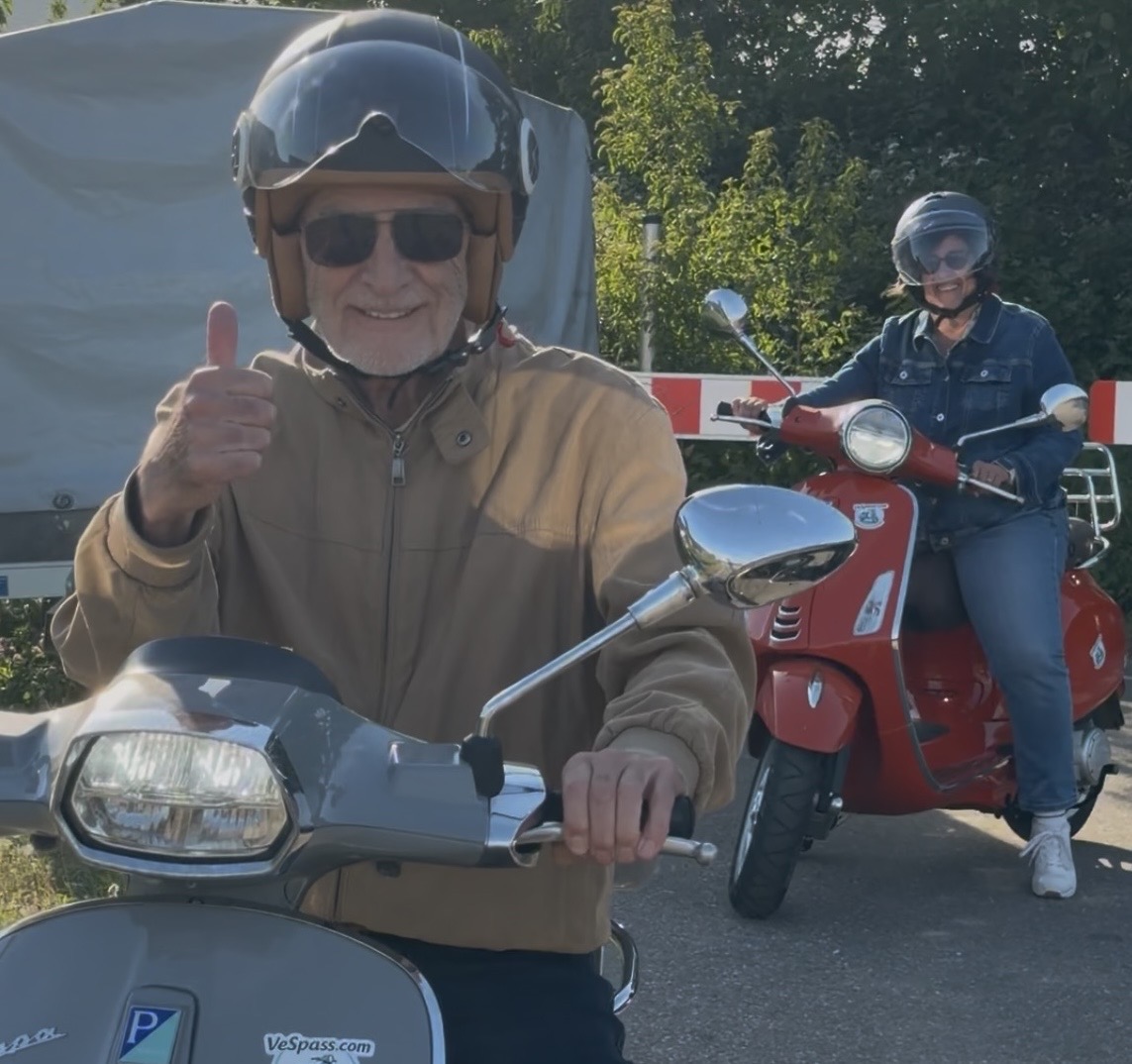 Vespa fahren im hohen Alter – Freiheit, Genuss & Lebensfreude neu entdecken